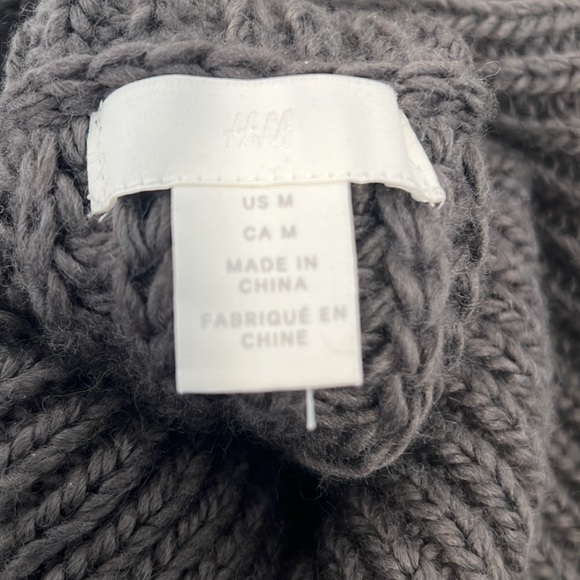 Chunky knit Sleeveless H&M Sweater - Picture 4 of 4